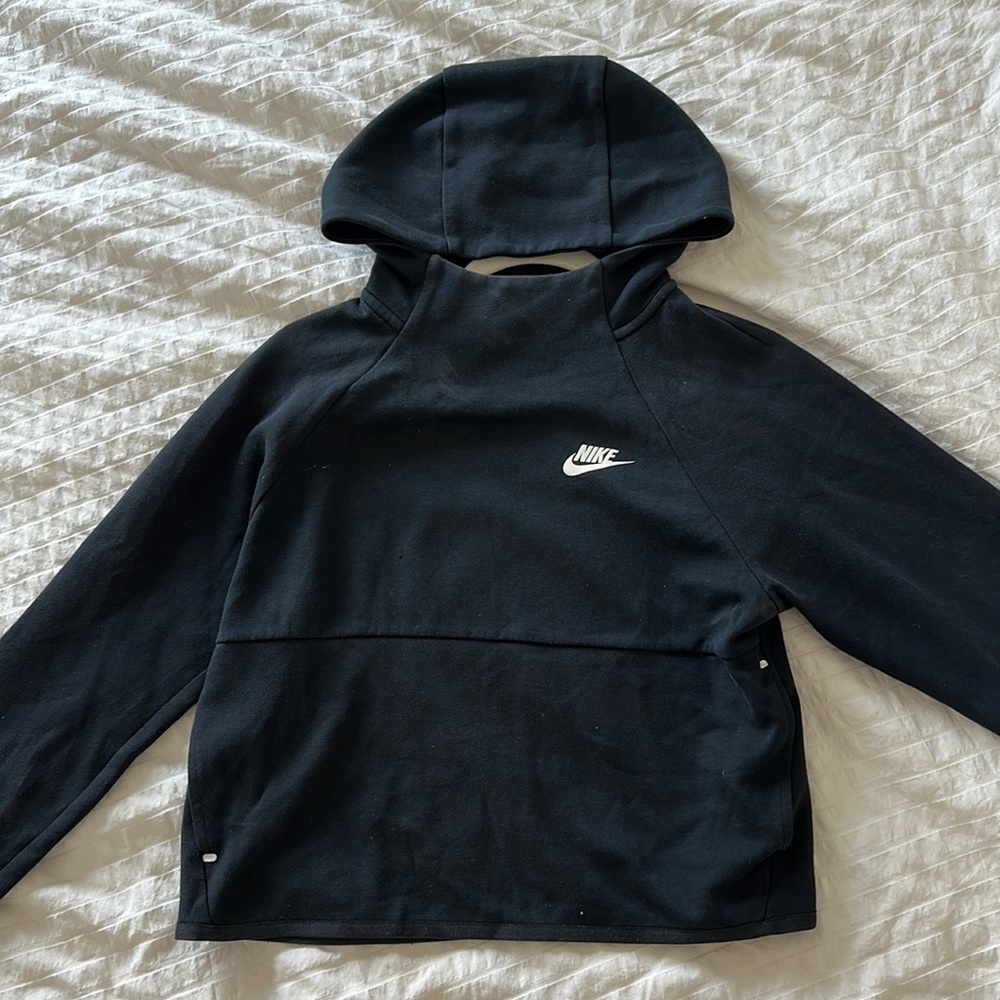 Black Nike women’s sweatshirt hoodie partial turtleneck